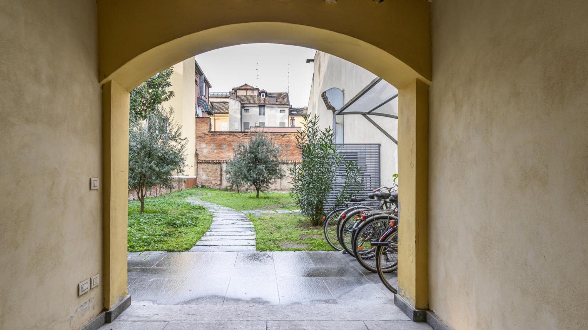 Appartamento Piazza Martiri-In Pieno Centro Sotto Al Castello Carpi Esterno foto